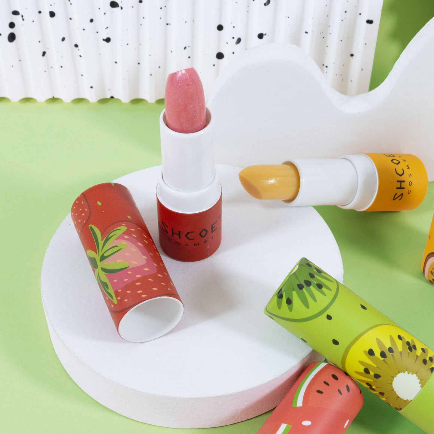 6-teiliges Lippenbalsam-Set mit Fruchtmotiven, feuchtigkeitsspendende, schimmernde Lippenstifte, nährendes Anti-Spritzen-Lippenpflegeset